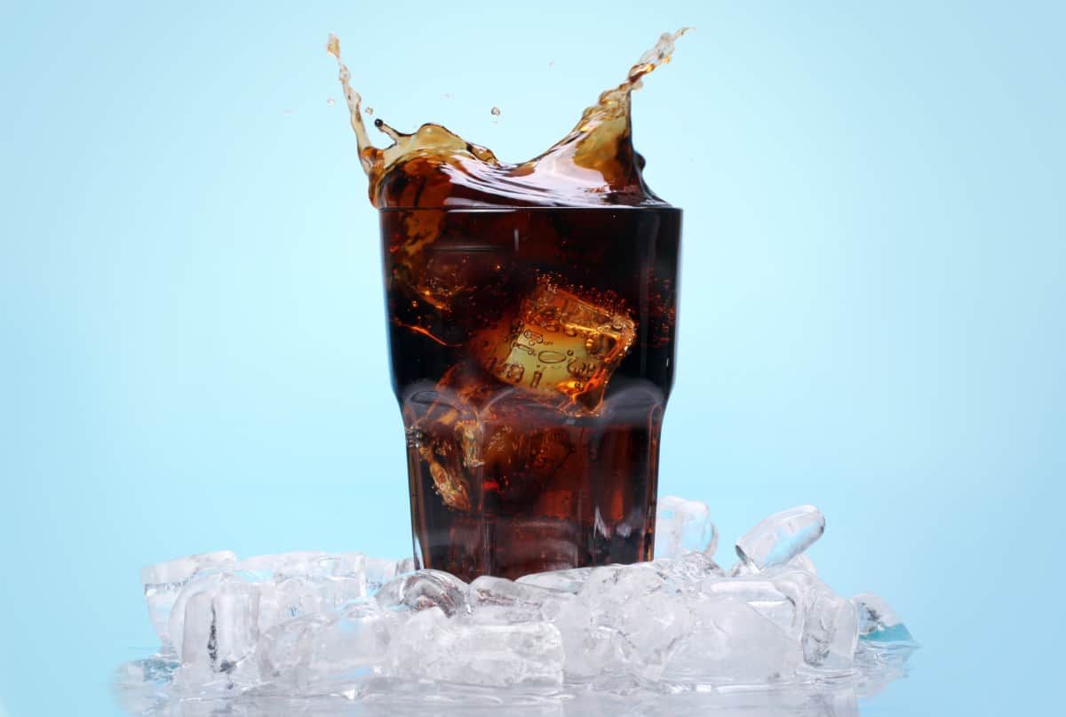 Usos del refresco de cola que no conocías - Comedera - Recetas, tips y  consejos para comer mejor.