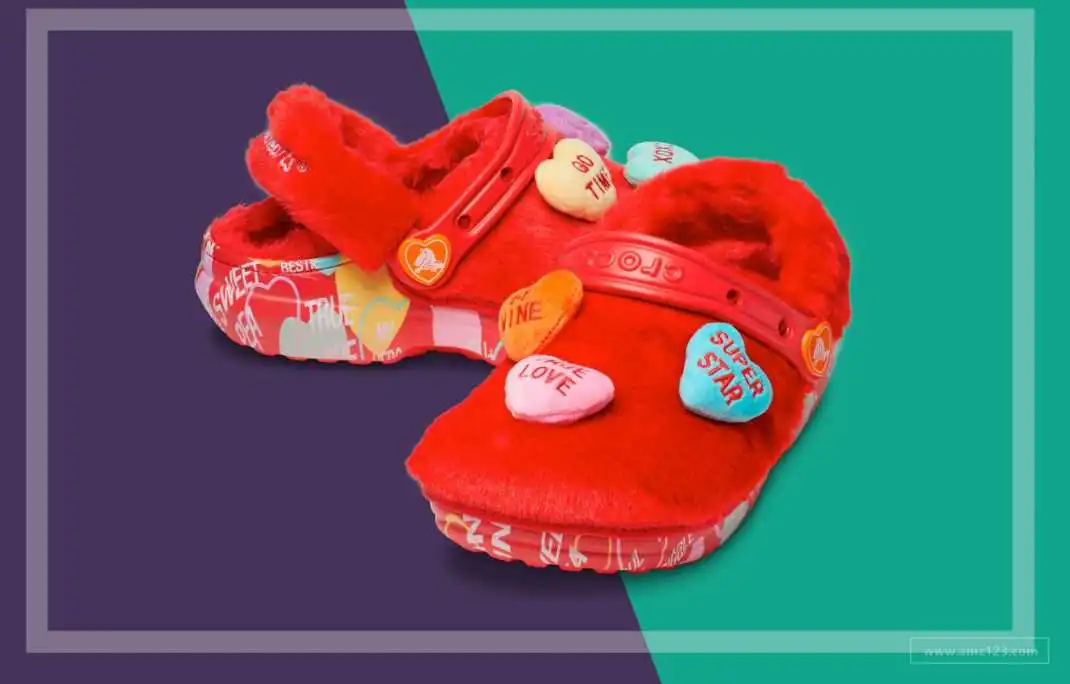 不被定义！丑萌洞洞鞋鼻祖Crocs从群嘲到爆火的“真香”史！