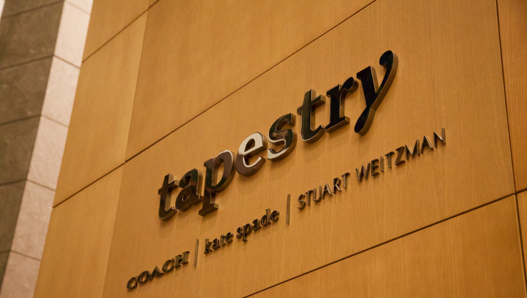Coach母公司Tapestry Q3财季营收15亿美元，中国销售强劲