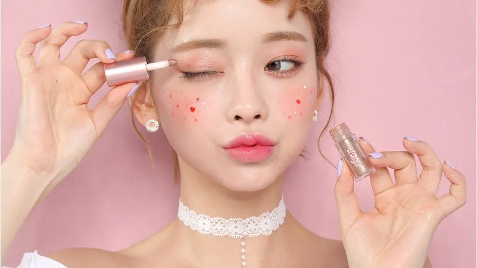 K-beauty: The rise of Korean make-up in the West - BBC News