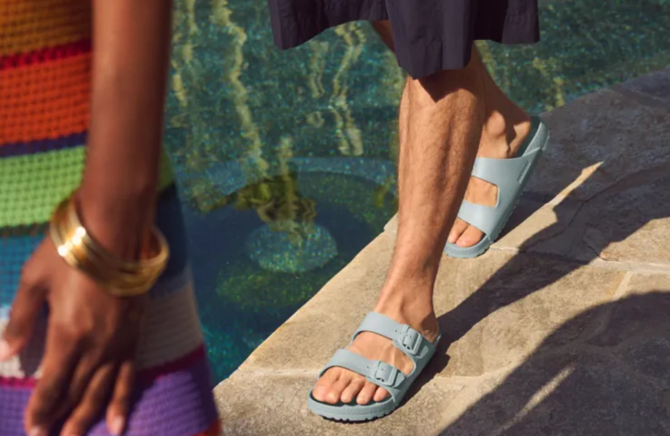 鞋类品牌Birkenstock Q2营收5.7亿欧元，同比增长19%