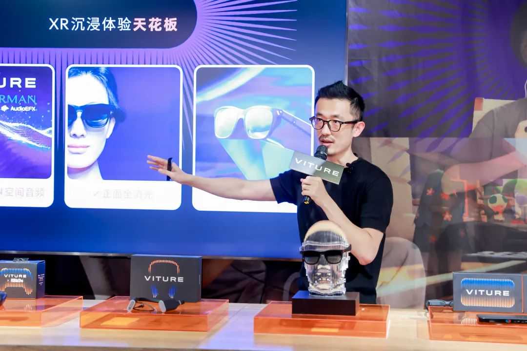 攻占欧美50%市场，它的AR眼镜蝉联15国销冠 | 方舟专访