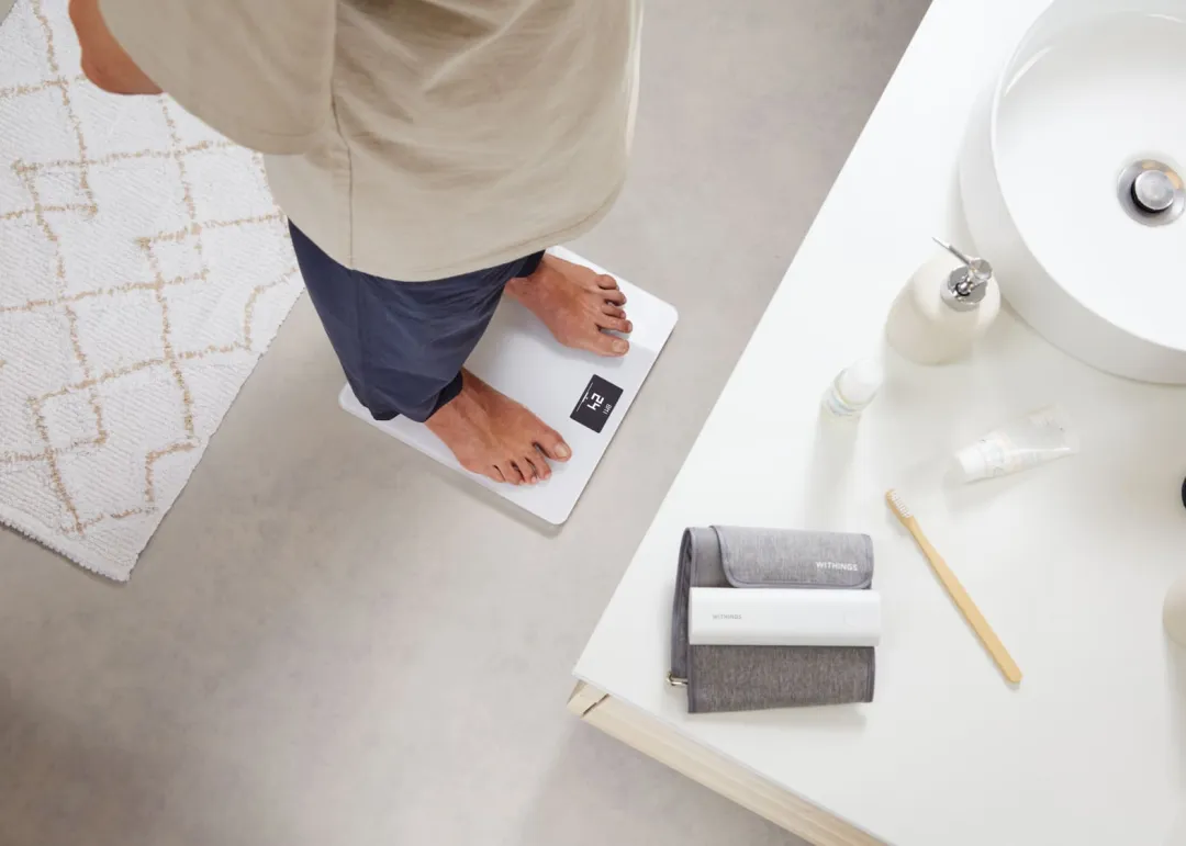 一台智能秤卖500美元,它做独立站年收近6亿!