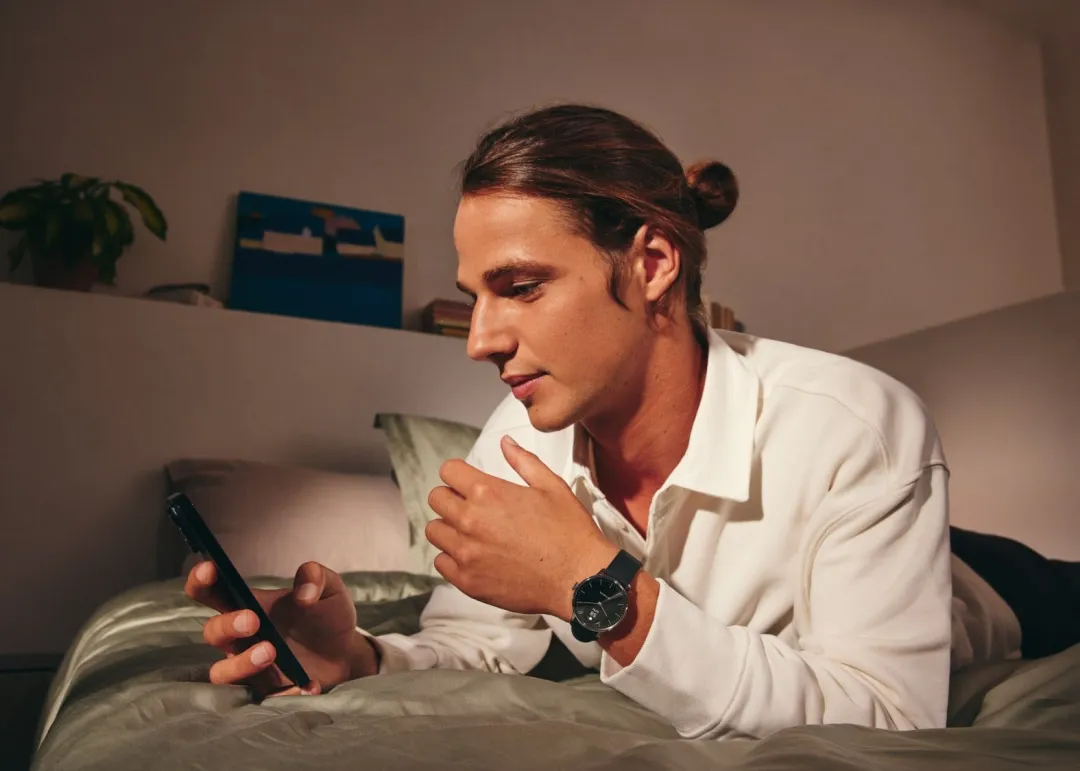 一台智能秤卖500美元,它做独立站年收近6亿!