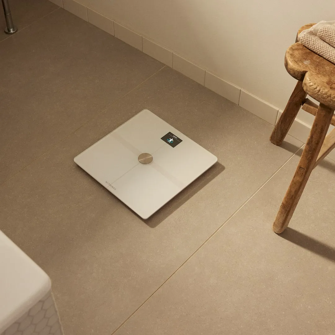 一台智能秤卖500美元,它做独立站年收近6亿!