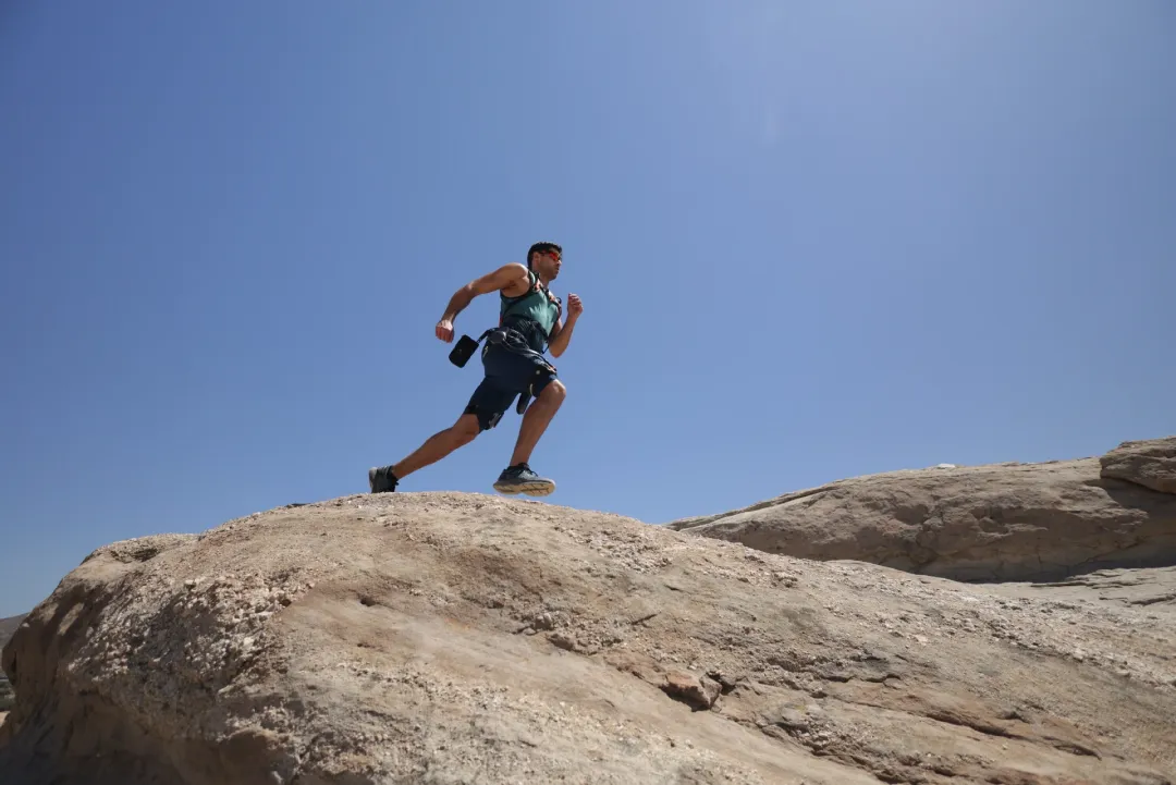 中国“户外战甲”火了,拿下海外千万级订单!