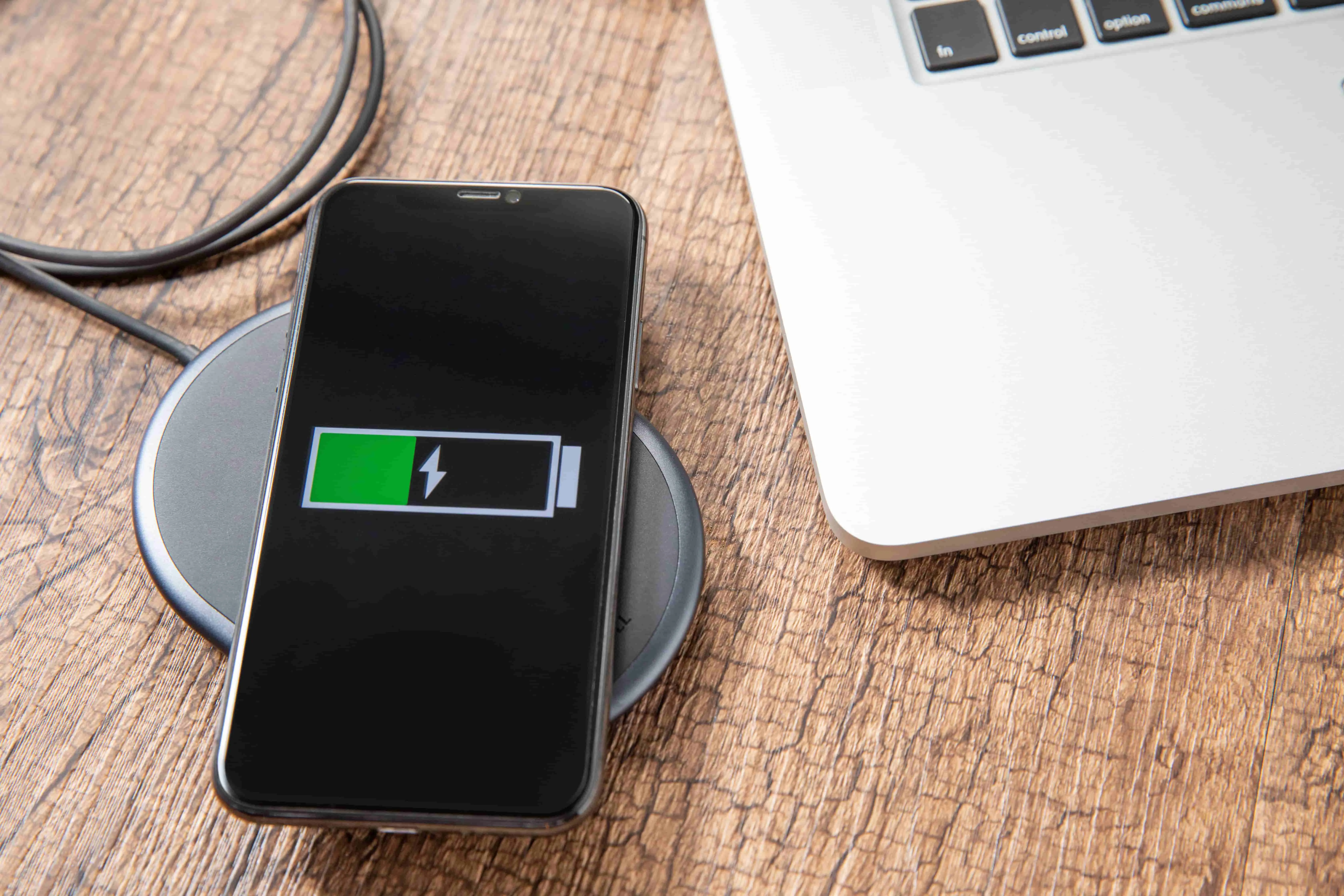 CES消费电子新趋势:可穿戴设备与家庭机器人齐聚