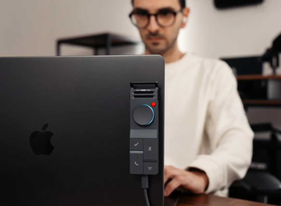 狂揽1.4亿美金,2025中国品牌众筹卖爆了!