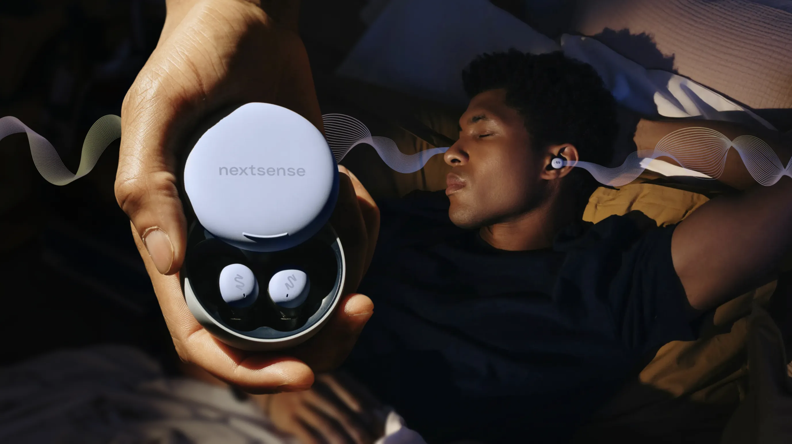 NextSense推出全球首款睡眠脑波追踪耳机