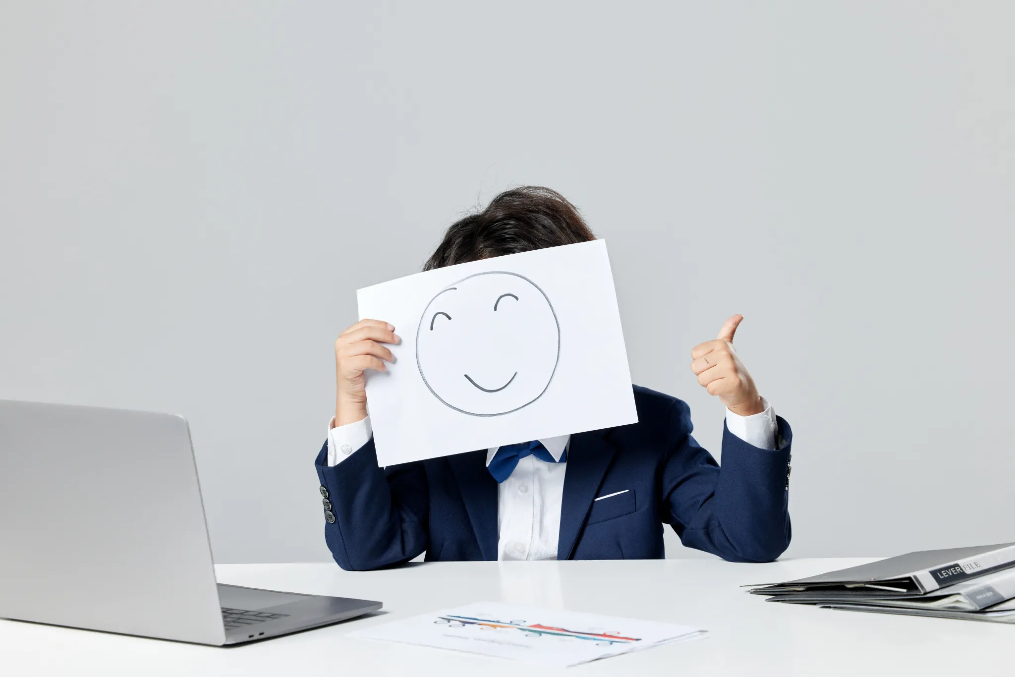 25年名创优品营收达214亿元！子品牌TOP TOY拟分拆上市