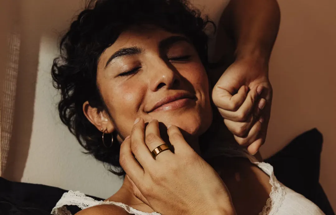 AI硬件，盯上了千亿睡眠生意！