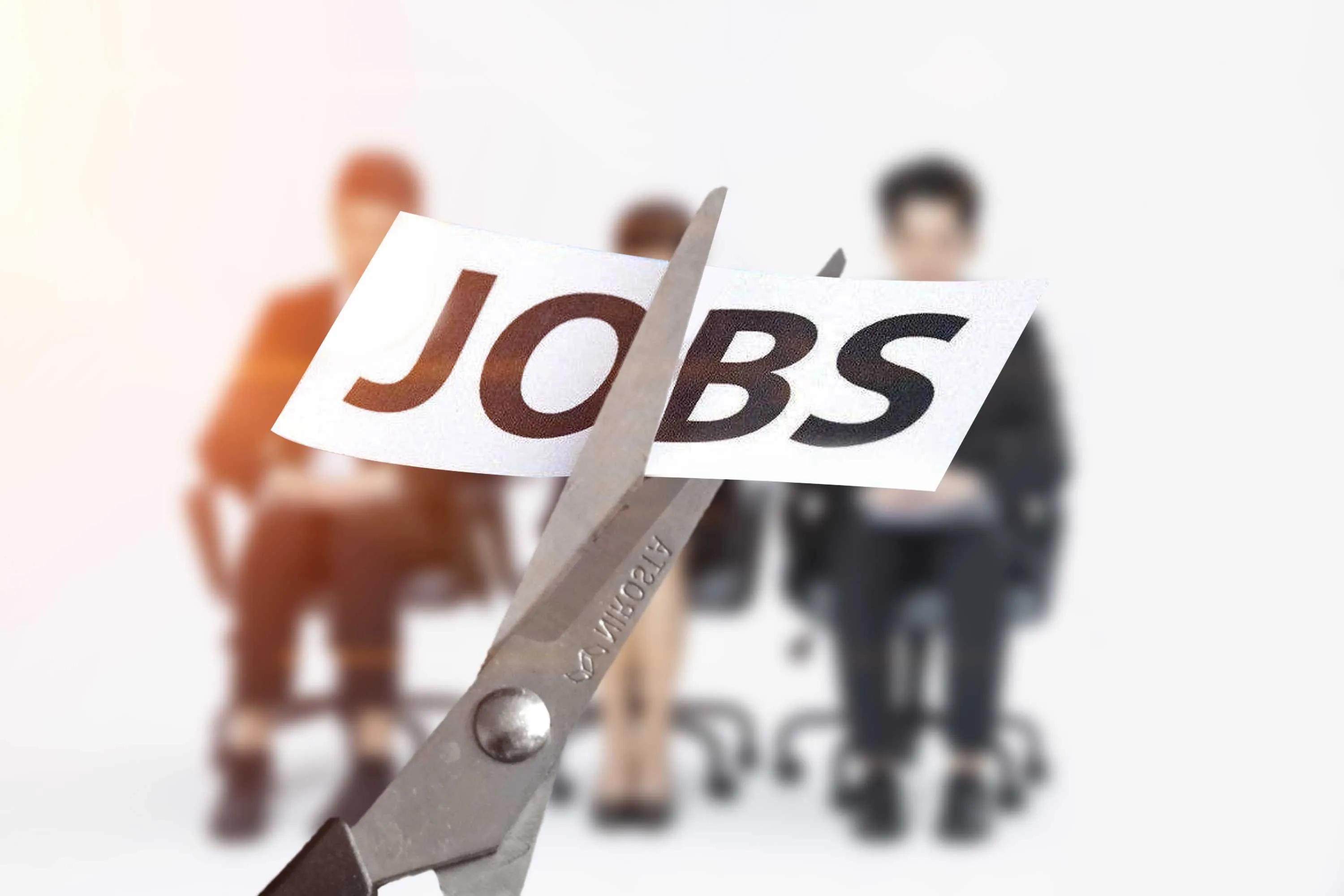 Meta拟裁减约10%员工，扩大AI投资