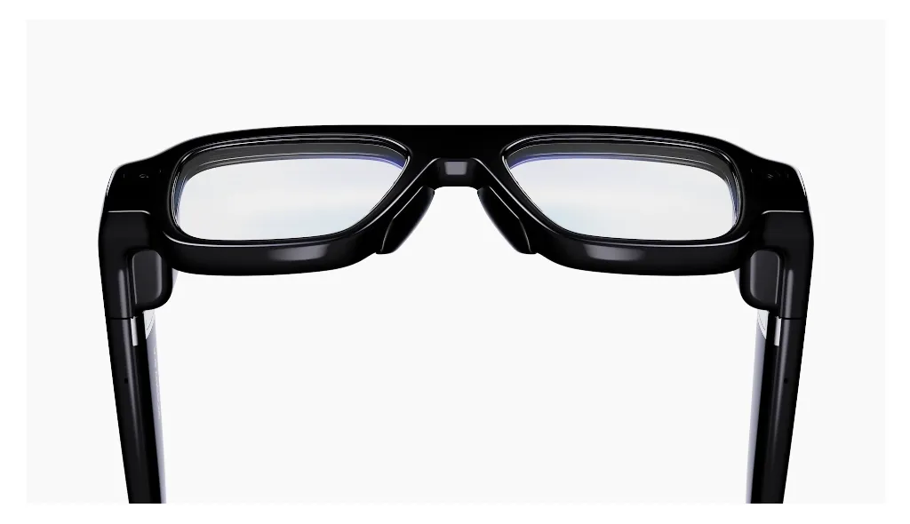 Snap推出首款消费级AR眼镜Specs