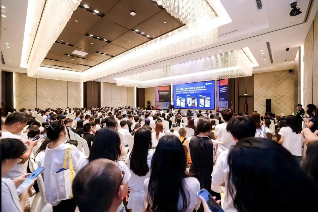 AI重构品牌全球化,在霞光社这场大会上讲清楚了